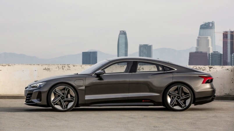 Audi近年積極攻佔電動車市場，這部電動跑車E-Tron GT，還有早幾個月發佈的