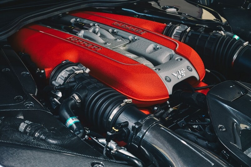 經典50年丨法拉利前置 V12 引擎開篷跑車 812 GTS