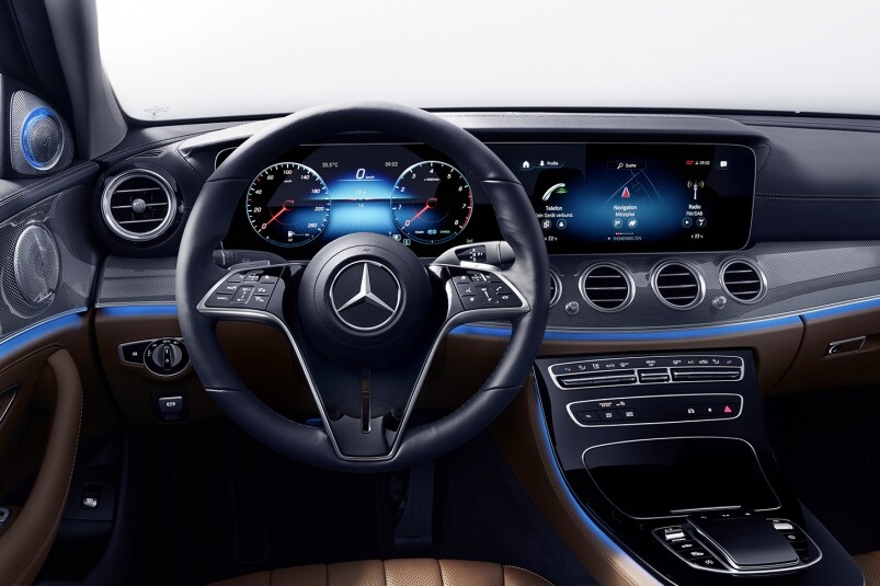 全新Mercedes-Benz E-Class入門版六十萬有找!全車內外都進行大革新! 全新Mercedes-Benz E-Class入門版六十萬有找!全車內外都進行大革新!