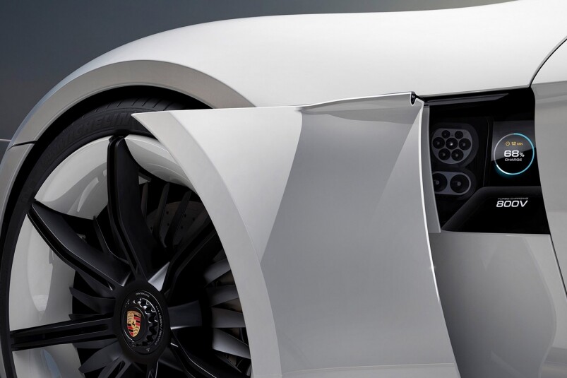 電動車新勢力丨Porsche 首台純電跑車Taycan更勝Tesla？