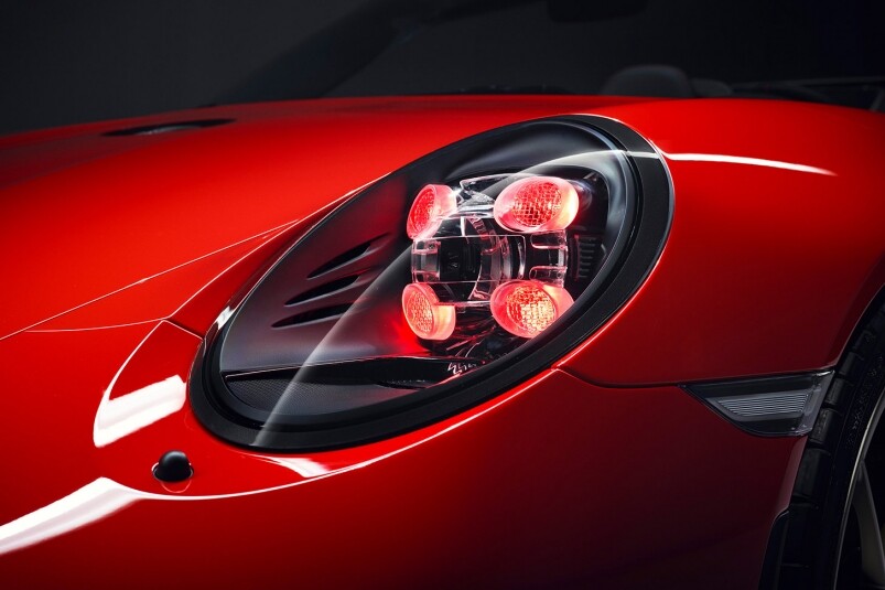 巴黎車展系列丨延續系列的Porsche 911 Speedster 巴黎車展系列丨延續系列的Porsche 911 Speedster
