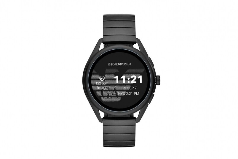 全新一代 Emporio Armani Connected 帶來更完整的智能手錶功能，加入揚聲器讓你可透過智
