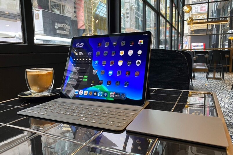 總結來說，全新的iPad Pro配合Trackpad或滑鼠加上Keyboard已經有很接近MacBook的操作順手
