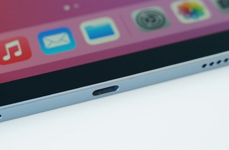為了應付iPad Air的更多用途需要,iPad Air也改用USB-C的接口,令傳輸速度大增 為了應付iPad Air的更多用途需要,iPad Air也改用USB-C的接口,令傳輸速度大增