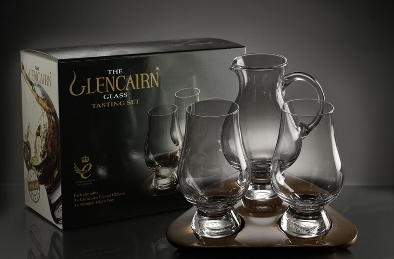 The Glencairn Wooden Flight Tray + 2 Glasses + Water Jug Box Set