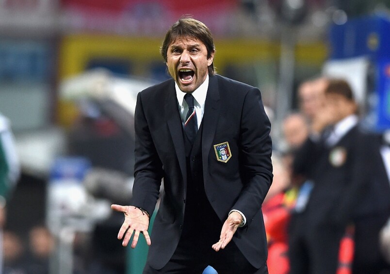 聯賽三連霸使干地得到意大利國家隊垂青，在2014年世界盃後執教意大利