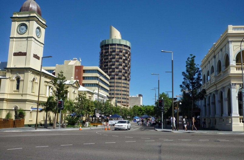 令我大開眼界的不止校園,還有Townsville這個城市本身,認真,頭一次出去我是不 令我大開眼界的不止校園,還有Townsville這個城市本身,認真,頭一次出去我是不