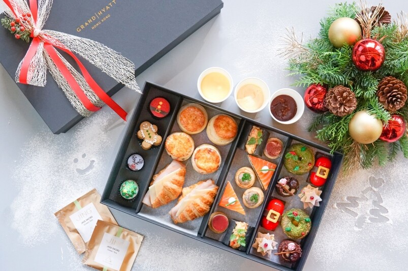 由行政糕餅總廚Smita Grosse設計的茶園聖誕外賣下午茶（HK$ 406.3），包括栗子香梨