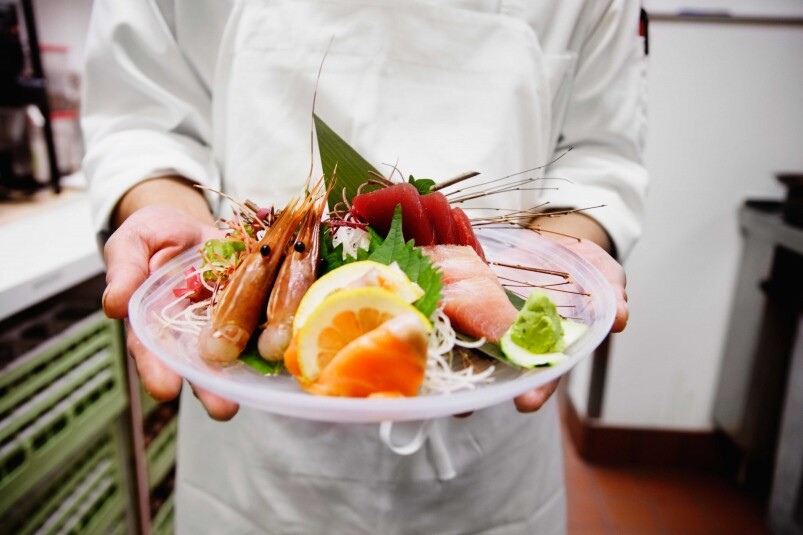 廚師會嚴選日本不同地區出產的季節時令食材，不論是海鮮或野菜，餐廳