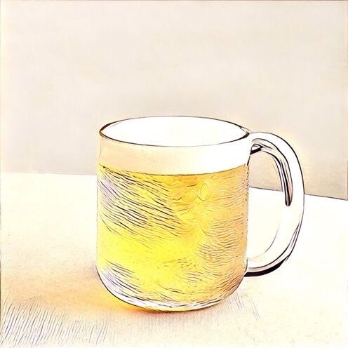 這種mug型的啤酒杯，最好的功能就是讓你邊飲邊拿著周圍行、跳舞及乾杯