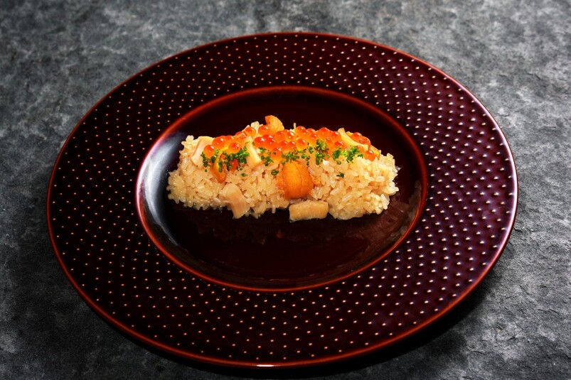 刺身壽司精彩，熱食料理更加是令人叫好叫座，Omakase月套餐中的三文魚子海