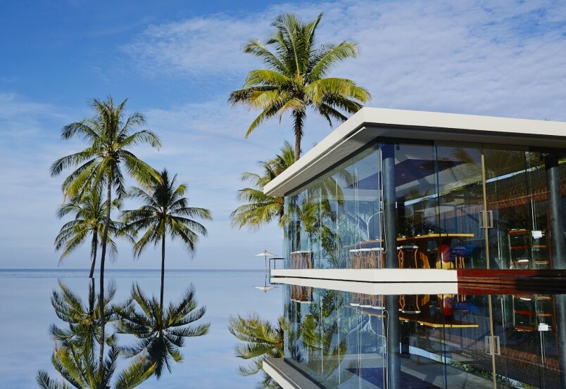 Iniala Beach House位於泰國布吉攀牙府Natai海灘，面向安達曼海，景色怡人。當中Collectors’ villa由