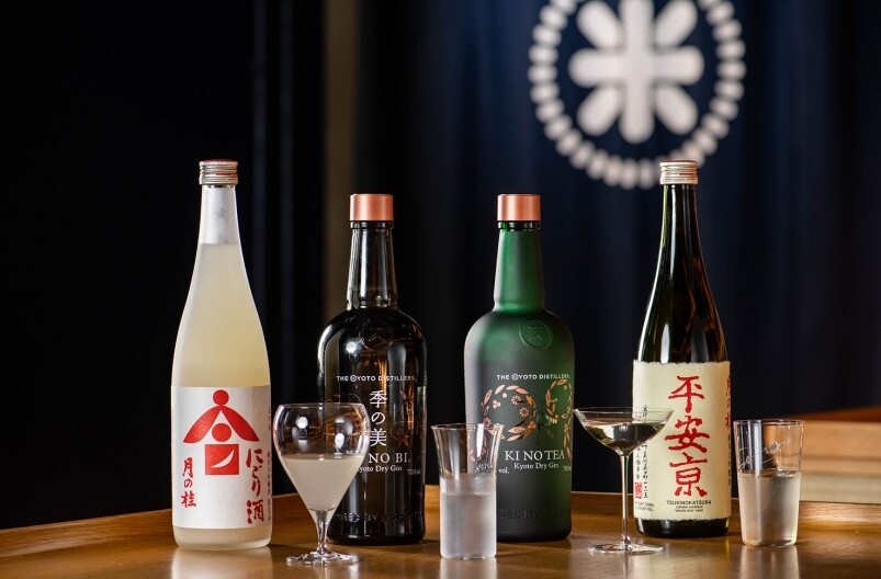 這一款提供八道菜,每一道菜或都特別配上季の美氈酒或月の桂清酒,甚 這一款提供八道菜,每一道菜或都特別配上季の美氈酒或月の桂清酒,甚