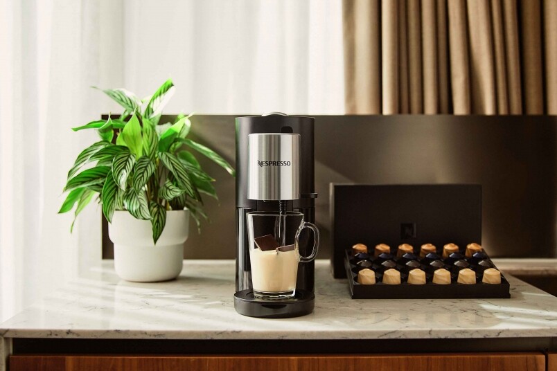 Nespresso Atelier咖啡機及Creatista Plus咖啡機配備最新技，備有蒸汽及打奶技術，內置打奶器