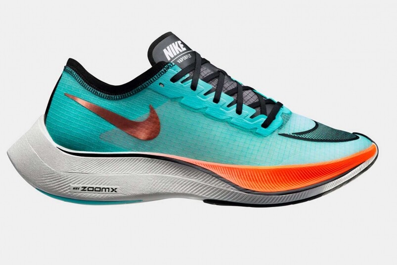 Nike ZoomX Vaporfly NEXT%跑鞋 $2,099
