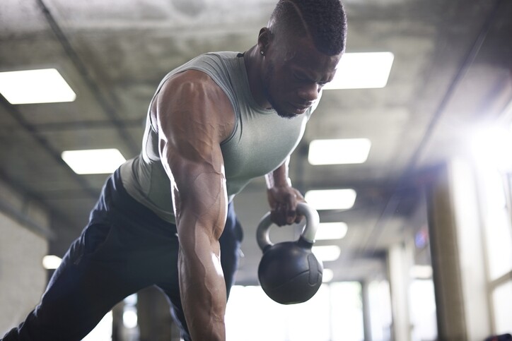 身體所有的肌肉群都一樣，需要訓練，也需要時間恢復。訓練時我們的肌肉