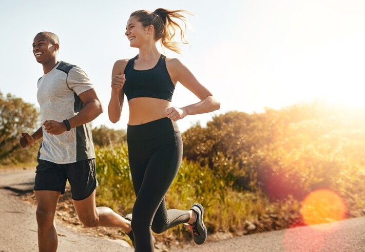 很多人認為遠距離慢跑沒用，因為它不會訓練你跑得更快，只會停滯不前