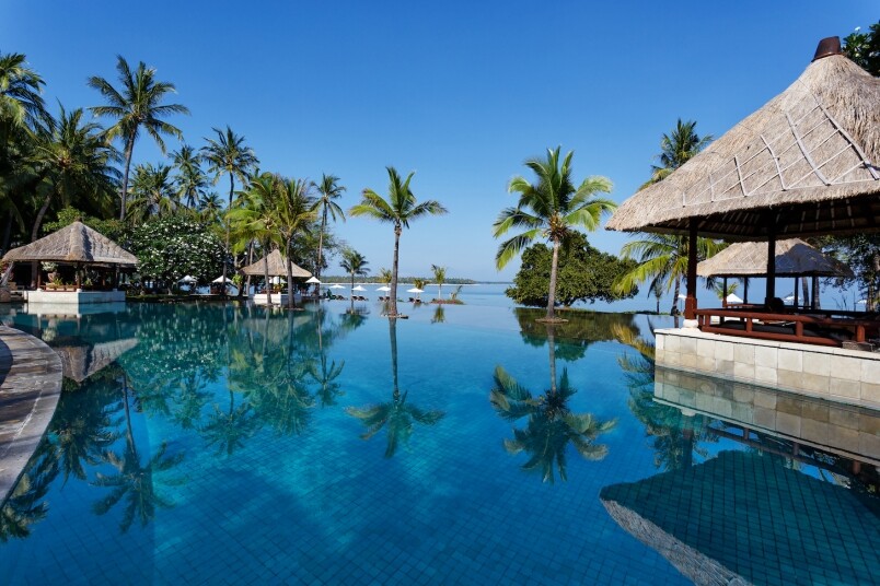 龍目島住宿推介The Oberoi Beach Resort, Lombok是The Oberoi Beach Resort, Bali的姊妹渡假村，同樣備有茅草