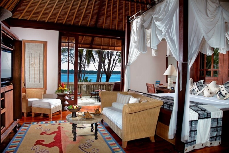 至於住宿方面，The Oberoi Beach Resort, Lombok備有30間涼亭客房及20間獨立別墅，無論是二