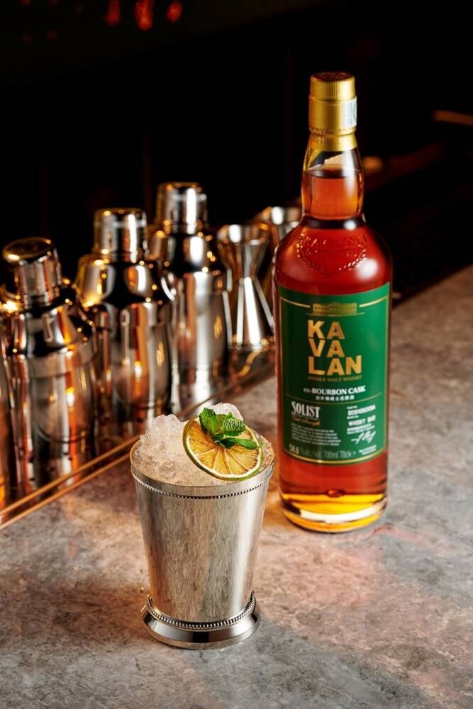 除了威士忌之外，酒吧亦有10款以KAVALAN威士忌為基酒，所創作出來的cocktail，所以