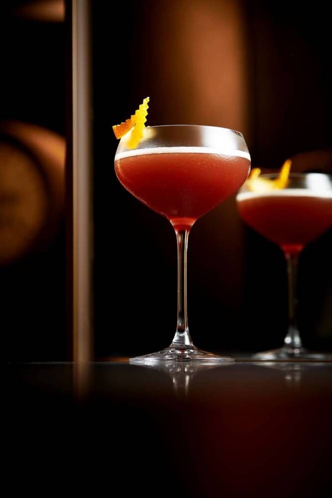 酒吧的cocktail由有「華人雞尾酒教父」之稱的王偉勳擔任顧問，加上2018年得到Bacardi