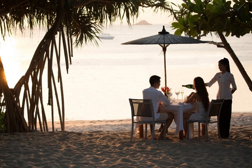 泰國布吉港人去布吉肯定是要享受陽光與海灘，如果你想同時感受被熱