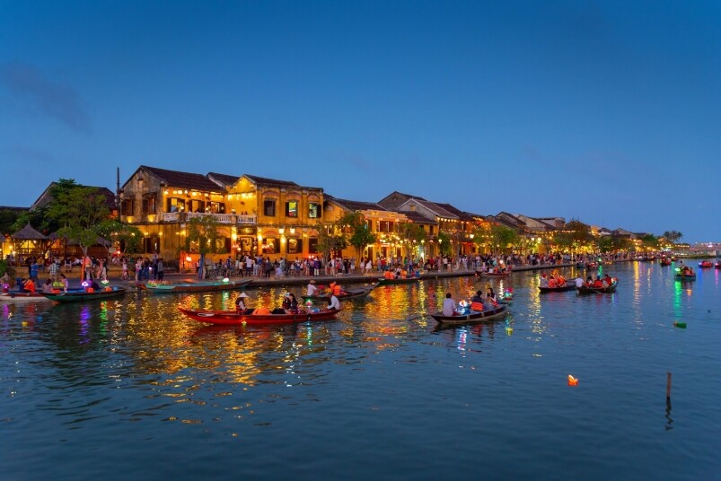 除了陽光與海灘，越南會安南海四季度假酒店亦鄰近會安古鎮，只需15分