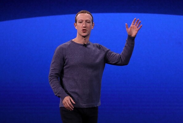 但Facebook創辦人Mark Zuckerberg 在泄漏使用者資料聽證會時，當議員詢問：「Facebook 是否會利用