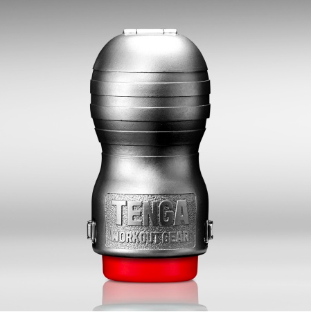 TENGA還非常貼心地將啞鈴設計成空心，可以配合TENGA飛機杯使用，在進行私人