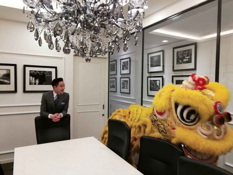 如果有客人問我:「Calvin,我想買保險。」,我便會問他買保險是基於甚麽原因而買 如果有客人問我:「Calvin,我想買保險。」,我便會問他買保險是基於甚麽原因而買