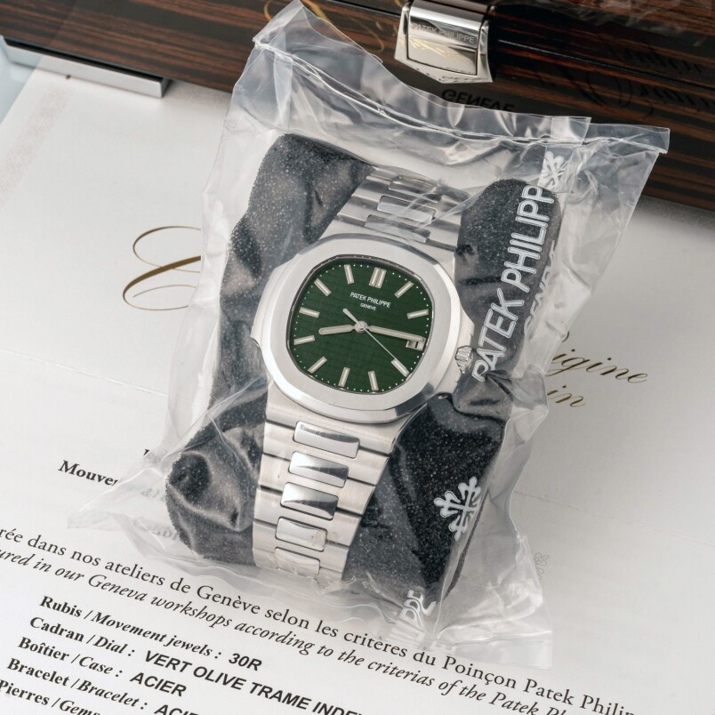 Patek Philippe Nautilus Ref. 5711/1A-010 Patek Philippe Nautilus Ref. 5711/1A-010