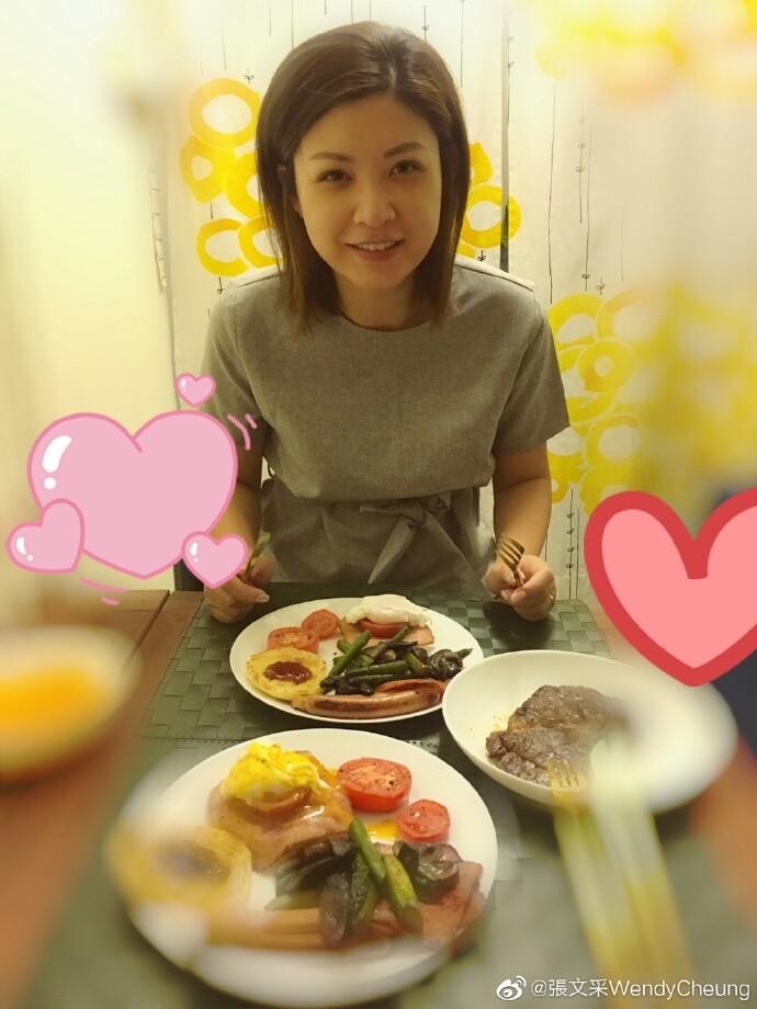 雖然張文采很纖瘦,但原來她很為食。 雖然張文采很纖瘦,但原來她很為食。