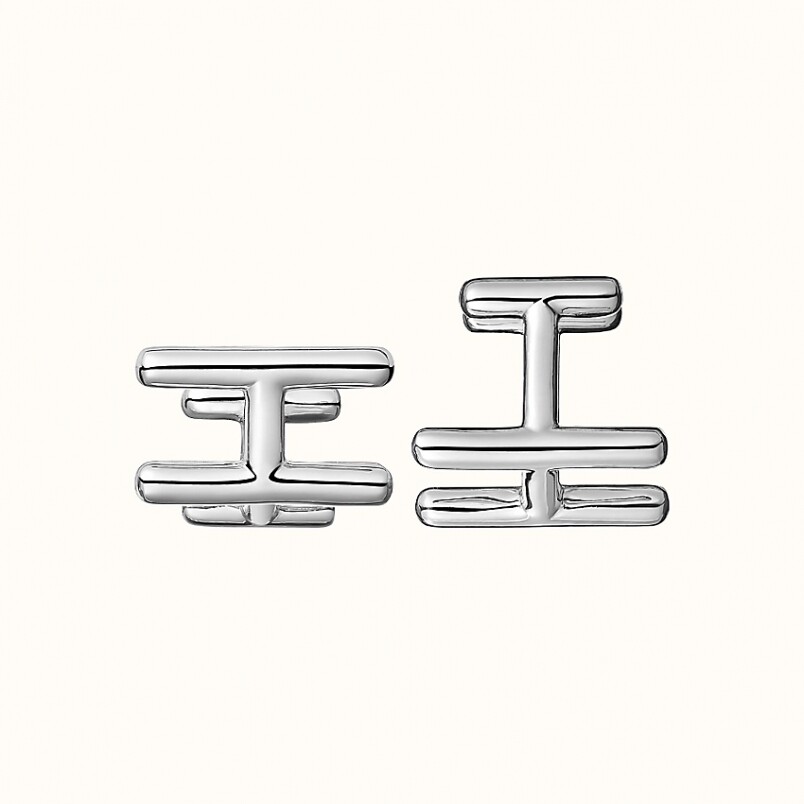 Hermès H2 cufflinks HK$4,100 Hermès H2 cufflinks HK$4,100
