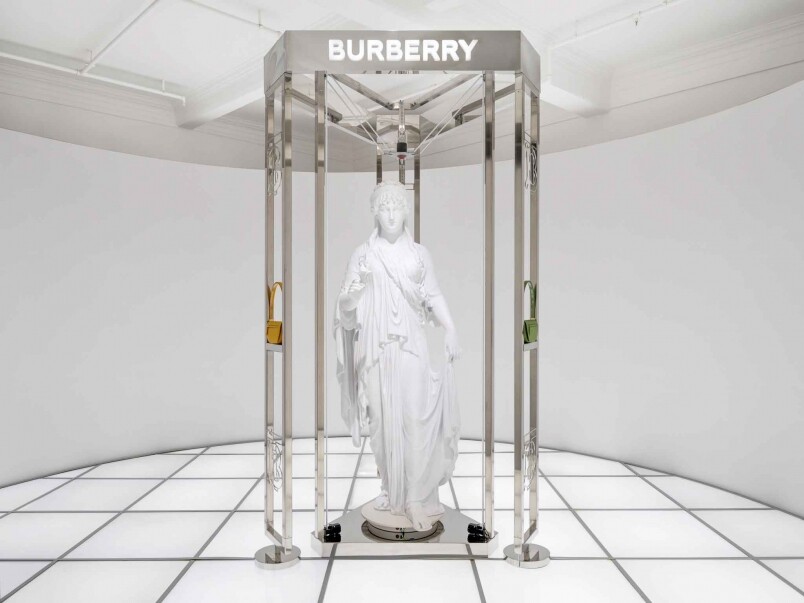 姜濤、Anson Lo、Anson Kong 齊穿Burberry服裝 姜濤、Anson Lo、Anson Kong 齊穿Burberry服裝