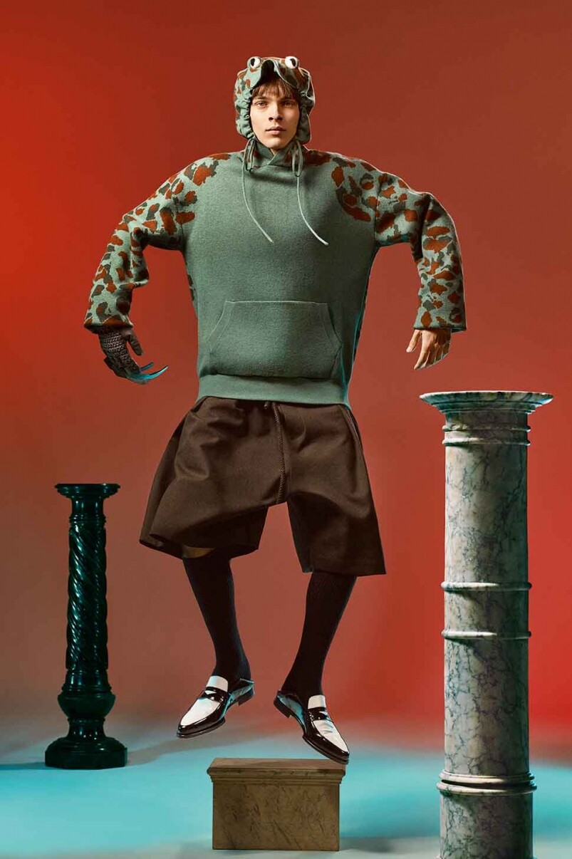 LOEWE De Morgan聖誕系列 奇幻色彩與日常服飾的結合 LOEWE De Morgan聖誕系列 奇幻色彩與日常服飾的結合
