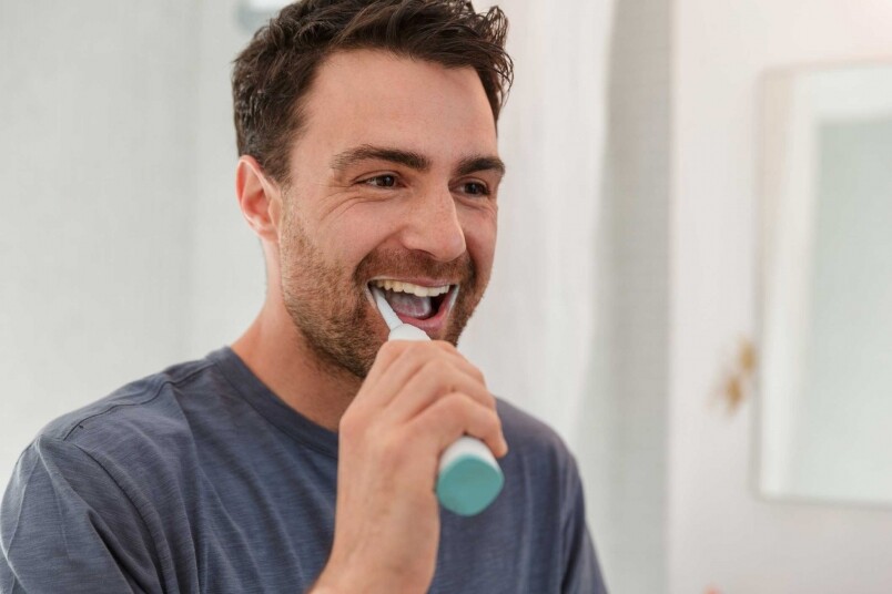 美白牙齒方法1：用美白牙膏
