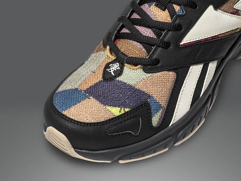 Reebok 跑鞋款Royal Hyperium採用FuelFoam科技中底打造，配上橡膠外底，提供絕佳舒適足感。鞋