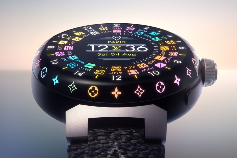 第一眼見到全新的Louis Vuitton Tambour Horizon Light Up智能手錶，就會被其從錶面到錶殼一體