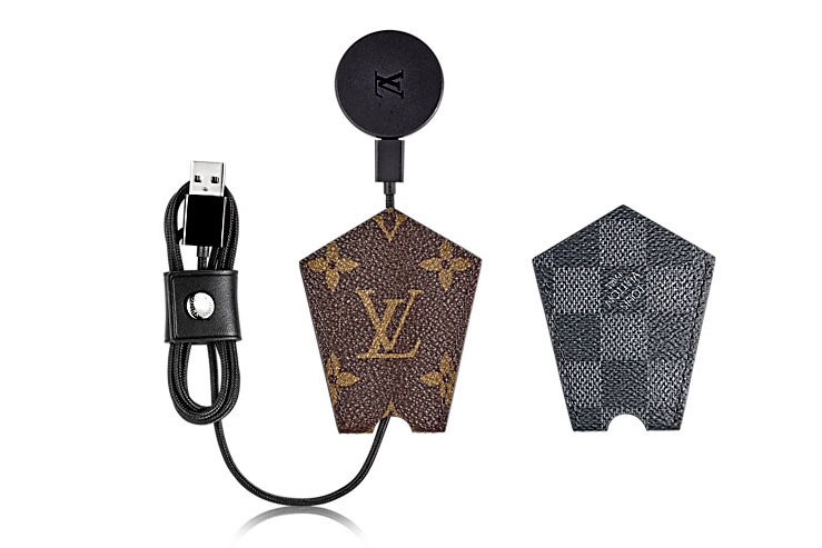 注目将最Louis Vuitton的元素注入Tambour Horizon智能腕表之中