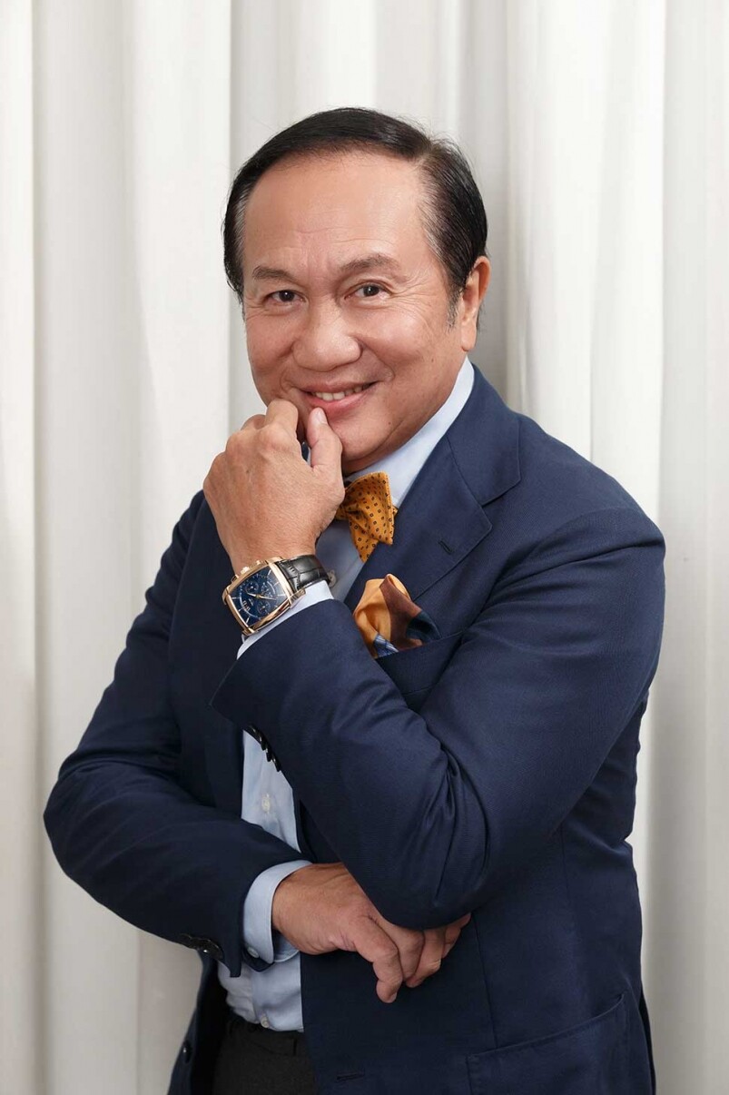 打上煲呔,不是單單的一個打扮,這八位型男背後,都同樣有著紳士的魅力 打上煲呔,不是單單的一個打扮,這八位型男背後,都同樣有著紳士的魅力