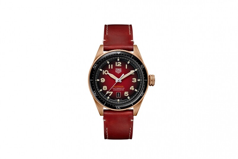 TAG Heuer送上新春驚喜！推出Autavia特别版紅色腕錶及個人專屬利是封
